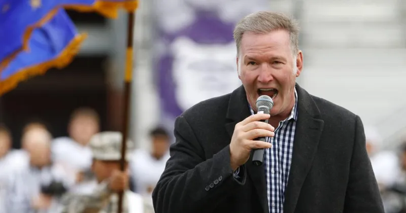 Chicago Blackhawks singer Jim Cornelison to headline Albanese's Fourth of July bash