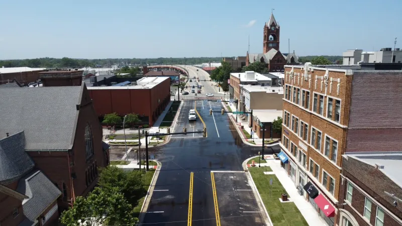 U.S. 35/Indiana Ave has reopened between State Road 2/Lincolnway and Maple Ave in the City of La Porte