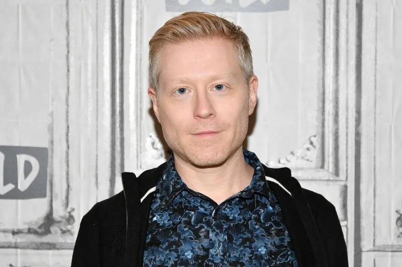 No Day But Today: Grab Your Free Anthony Rapp Ticket Now