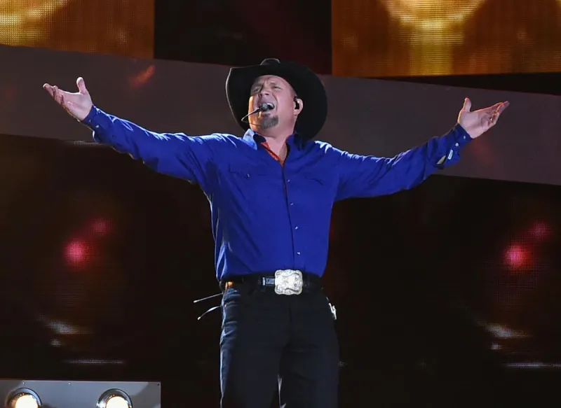 Garth Brooks to Kick Off New Arena Tour in Indiana