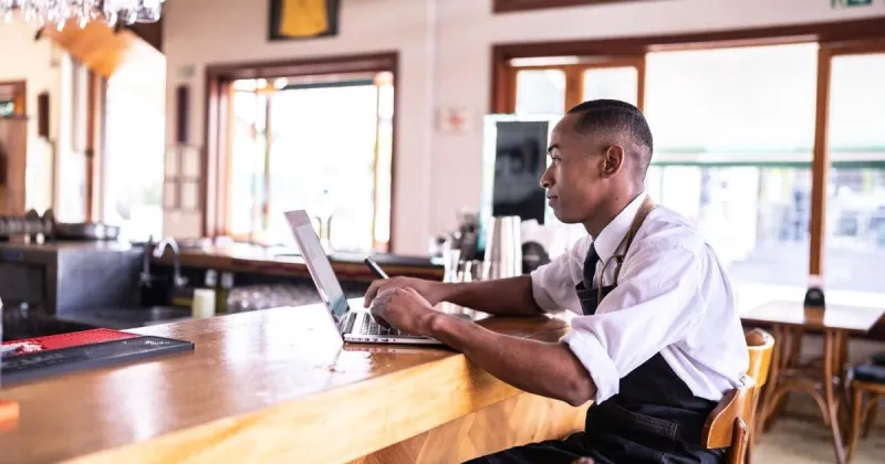 10 of the Most Overhyped Credit Card Features