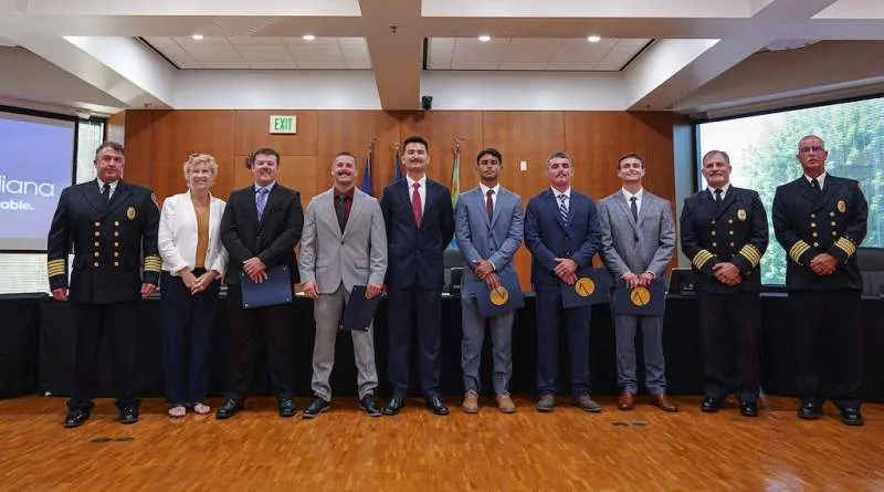 Columbus swears in six new firefighters