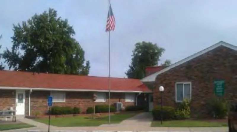 Commissioners approve engineering contracts for new youth center