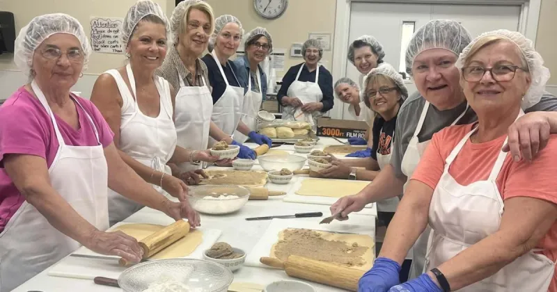 In a world of rage clicks, 14 seconds of strudel stretches hope for millions | Davich