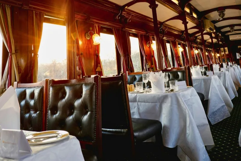Kentucky Dinner Train Offers Scenic Fall Rides and Great Food