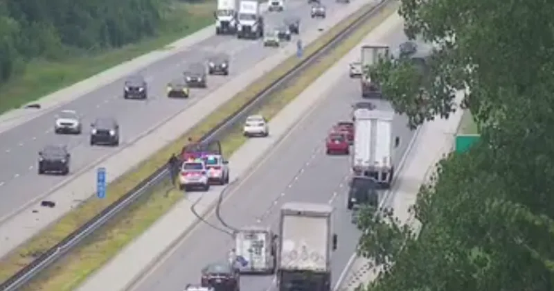 I-65 crash near Crown Point closes northbound lane