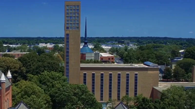 Columbus listed as prettiest town in Indiana by magazine website