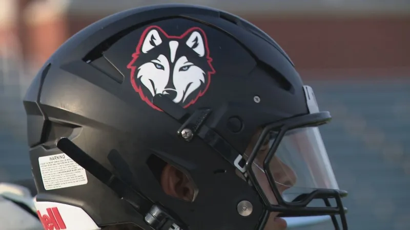 Friday Night Football Fever: Saint Joseph Huskies