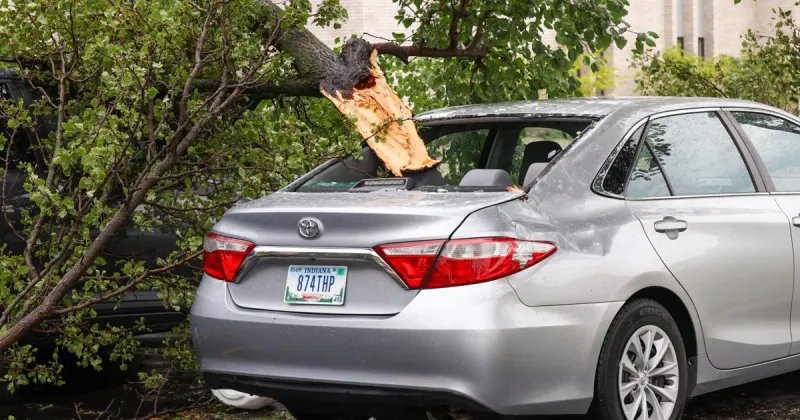 UPDATE | 1 dead in Portage blaze as storm damage delays emergency response