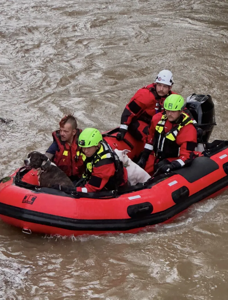 Columbus EMS Respond to Water Rescue Call