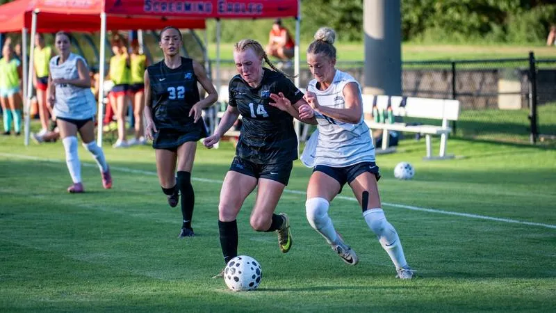 Screaming Eagles fall on Sunday against Blue Raiders