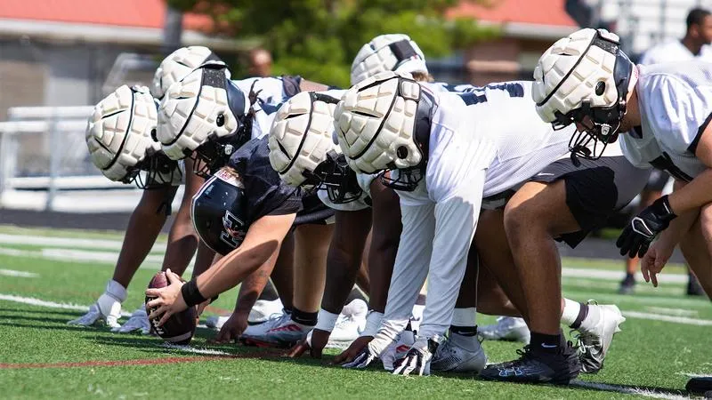 Greyhound Football Earns Third Top-10 Preseason Ranking