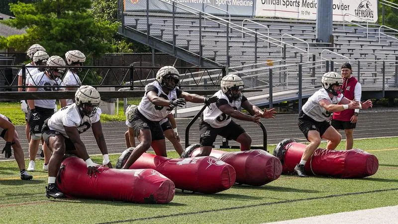 Impact Players Pepper UIndy Defense, Special Teams