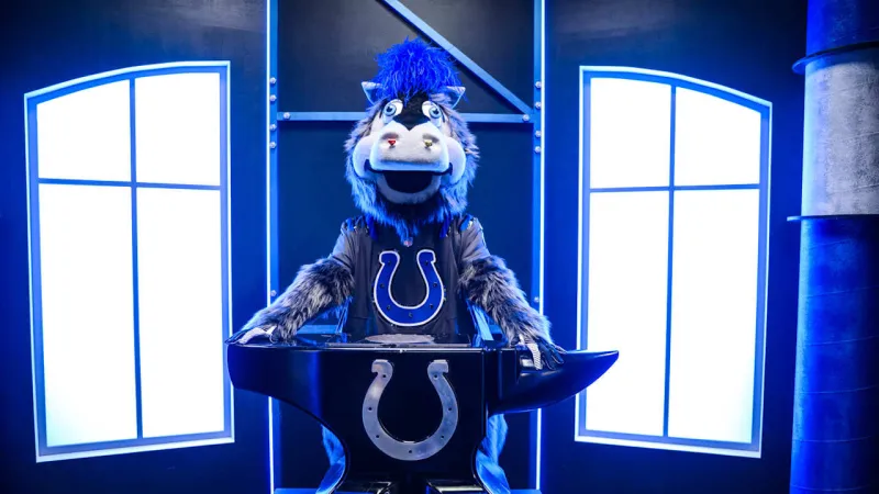 Colts Cheer: Anvil Strike