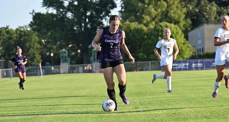 Women's Soccer Falls to Lindenwood in First Loss of Season