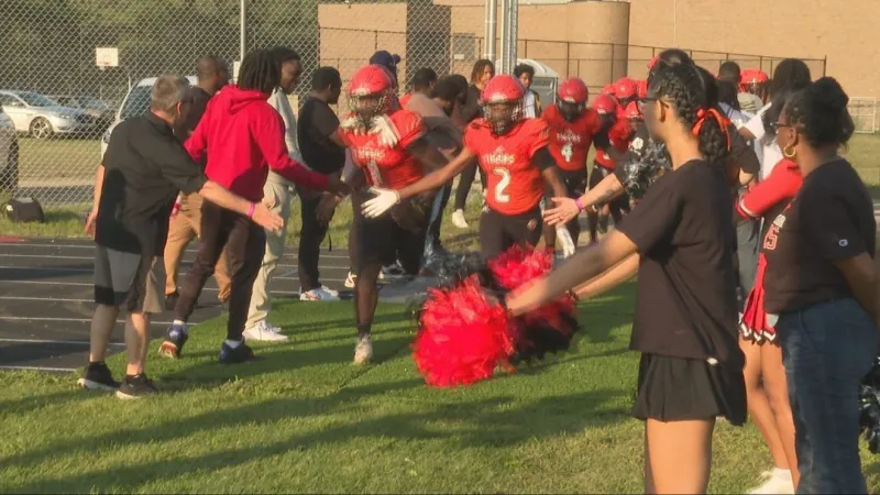 Benton Harbor honors 2015-2017 playoff football teams ahead of season opener