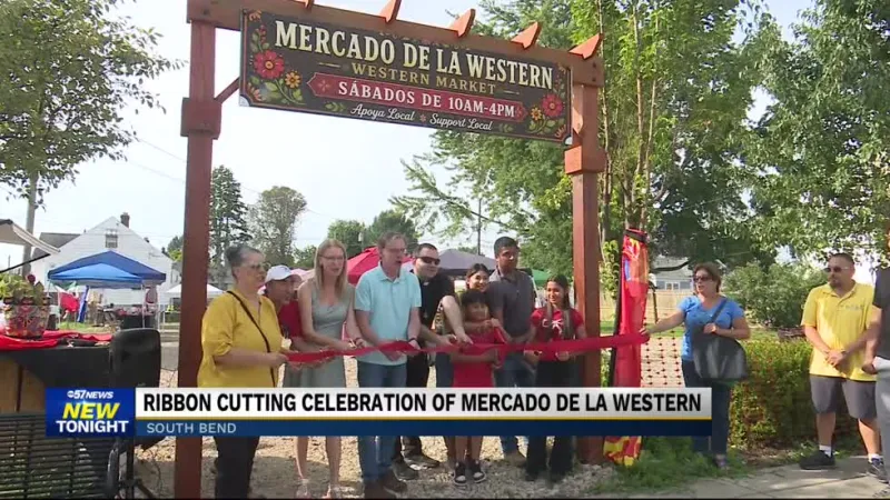 Mercado de la Western celebrates opening day with a ribbon cutting ceremony