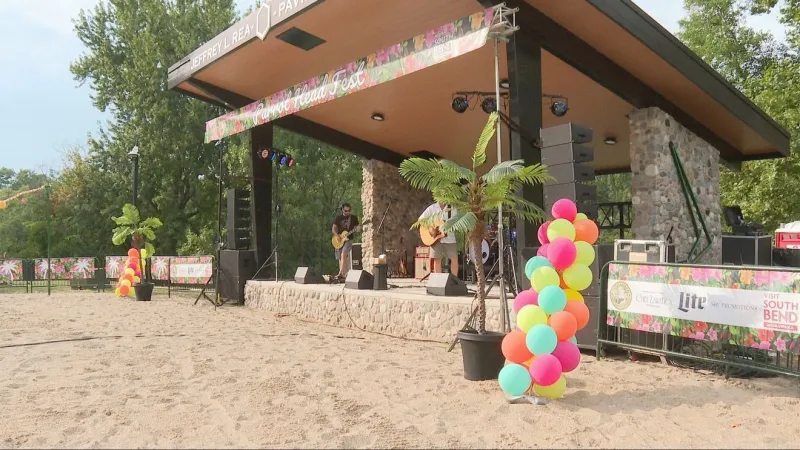 First-ever Parrot Head Fest takes over Kamm Island with Jimmy Buffett tribute bands