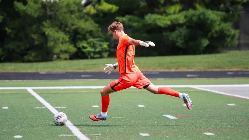 Lammerts Named GLVC Men's Soccer Defensive Player of the Week