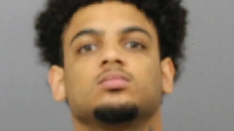 Man wanted on felony charges arrested in South Bend