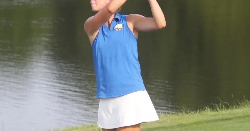 Knight girls golf prevails over Columbia City