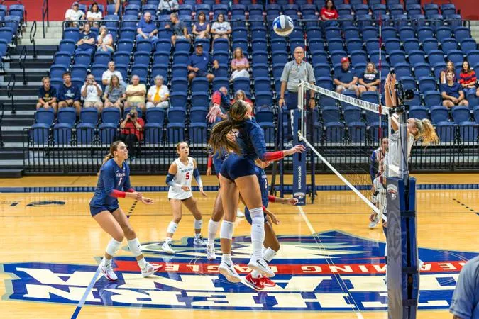 USI Volleyball drops a pair of matches to open first road trip of 2026