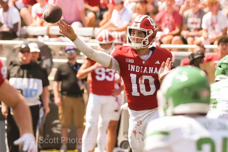 Offensive efficiency powers IU football past North Texas in season opener