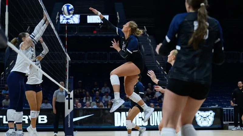 Bulldogs Take Down Ohio in Three Sets
