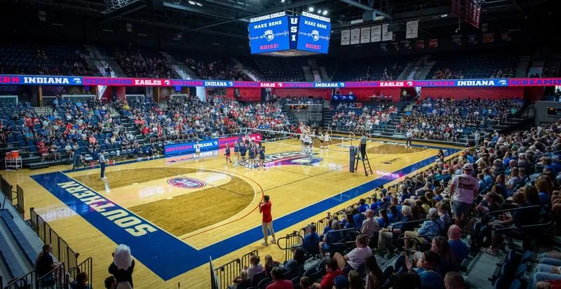 USI Volleyball hosts record attendance against IU