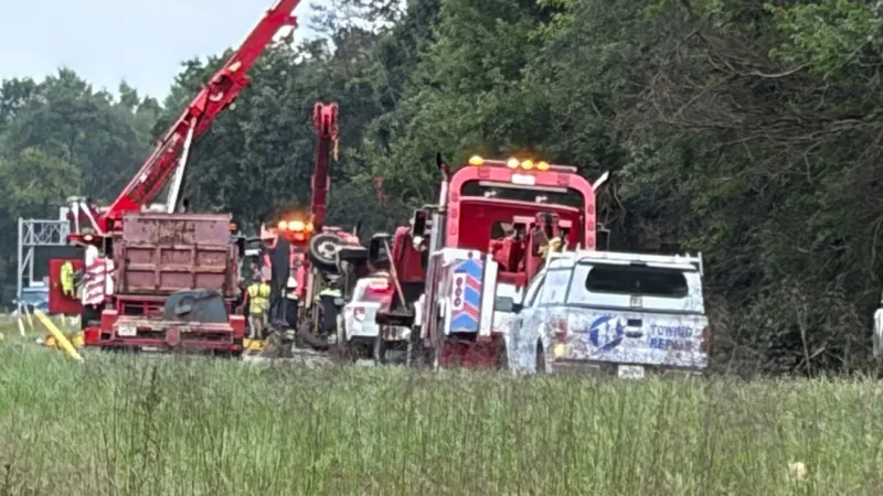 Overturned semi closes S.R. 2 southbound ramp to U.S. 31 in St. Joseph County