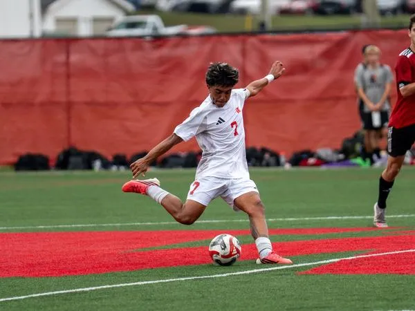 Campos Scores Twice as Wabash Rolls Past Rose-Hulman, 4-1