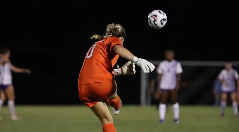 Women's Soccer Falls to Middle Tennessee, 3-1