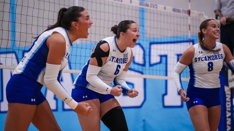 Mueller's monster night not enough for Sycamores in four-set defeat