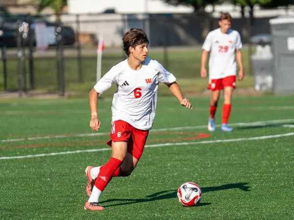 Arroyo's Second-Half Goal Sends Wabash Past Alma, 2-1