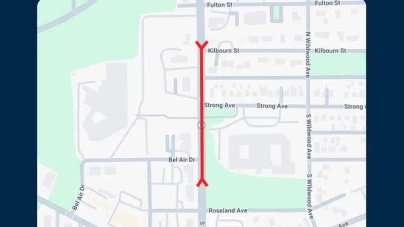 Lane restrictions in place for work on Nappanee Street pedestrian bridge