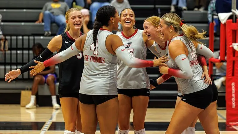 Greyhounds Return to National Rankings Following Impressive Start