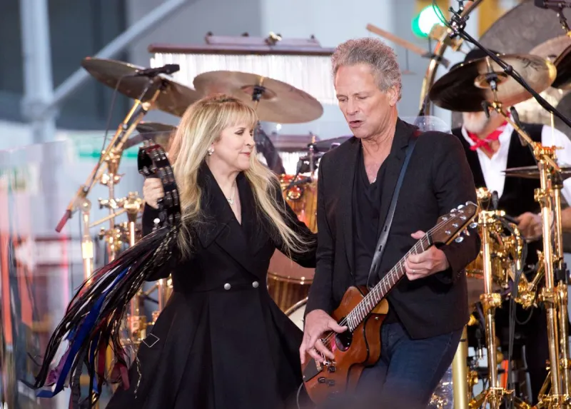 Fleetwood Mac Fans Have a Reason to Clear Their Friday Night Plans