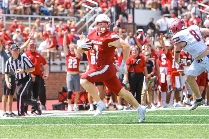 Dickerson Named NCAC Football Offensive Athlete of the Week
