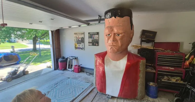 'American Pickers' star buys towering Frank-N-Stein statue from Northwest Indiana drive-in