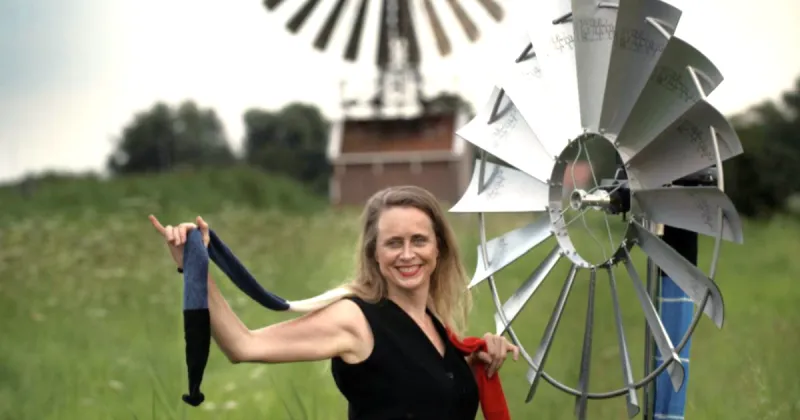 Wind-powered knitting to appear at Mid-America Windmill Museum