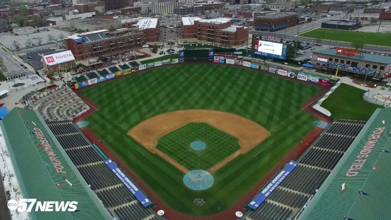 Notre Dame baseball to host IU at Four Winds Field to benefit Beacon Children's Hospital