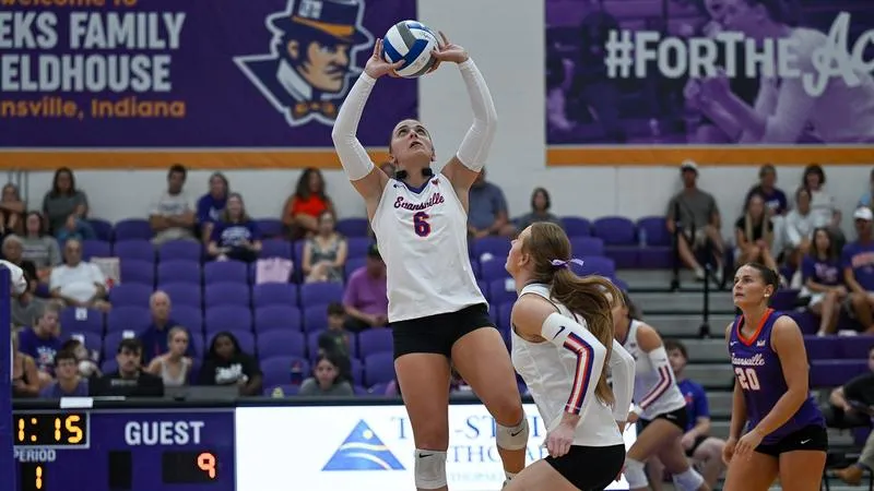 Aces battle to the finish in weekend opener