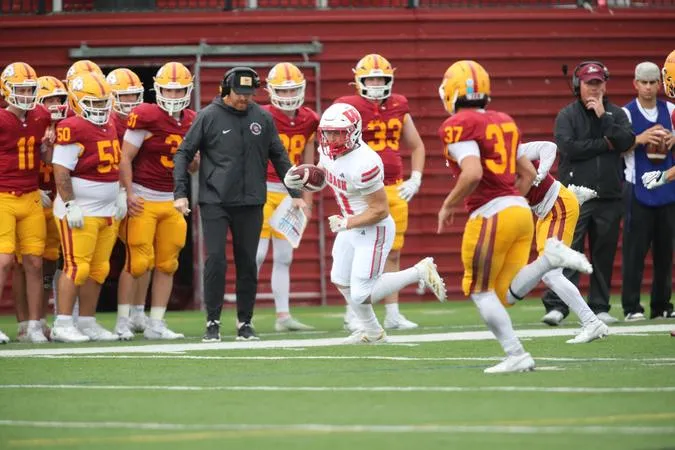 Wabash Rolls Past Oberlin for Third Straight Victory