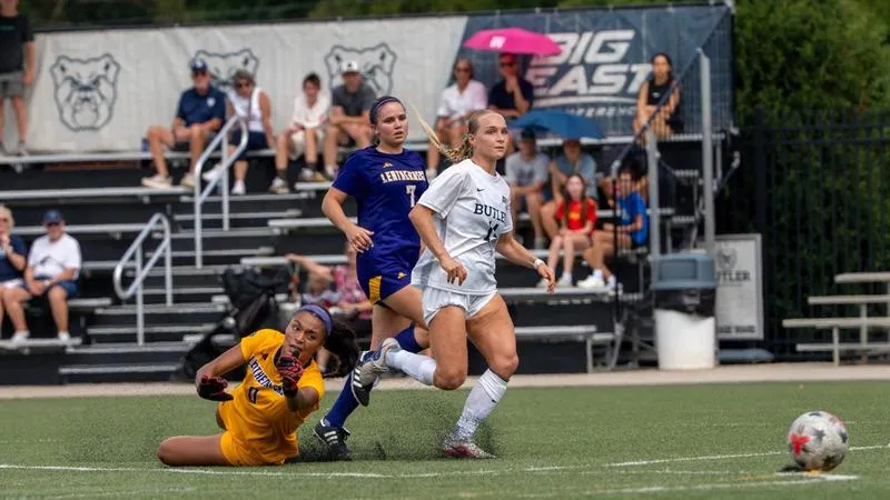 Bulldogs Light Up Nets Versus Western Illinois
