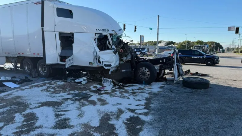 Multi-vehicle crash involving two semis closes westbound traffic on US-30 in Marshall Co.