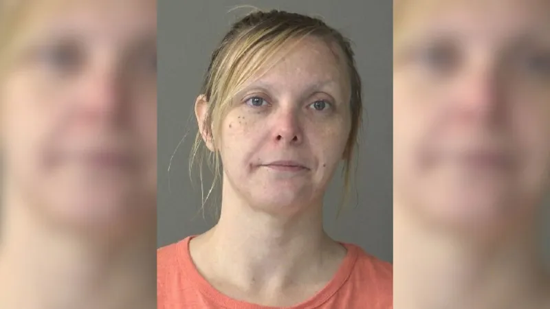 Woman arrested after allegedly stealing money during controlled purchase of meth set up by police