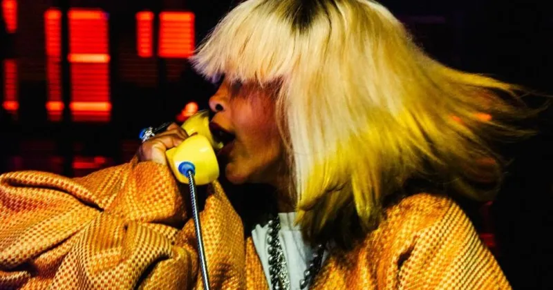 Erykah Badu and The Alchemist: A Concert in the Laboratory