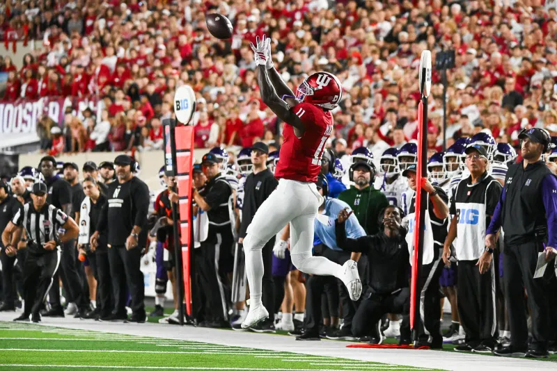 6-Banner Sunday: IU football beats Northwestern, improves to 4-0