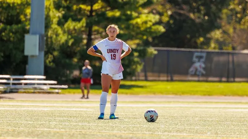 Hounds Fall 2-1 Against Bearcats