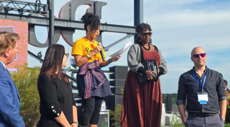Leaders Honored At City's Neighborhoods Conference